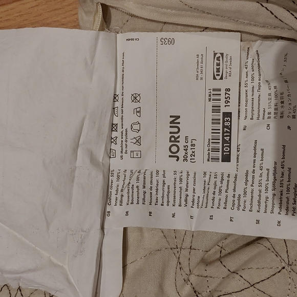 Pair of IKEA JORUN Accent Cushion Covers - Picture 6 of 8